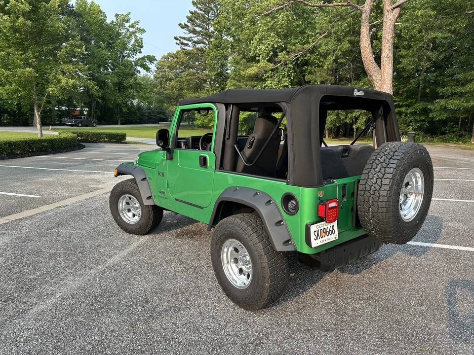 2004 Jeep TJ Wrangler - Image 18 of 31