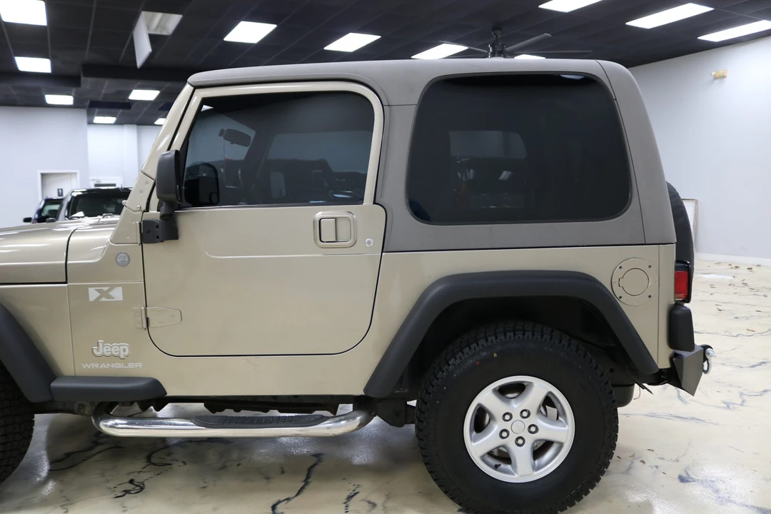 2004 Jeep TJ Wrangler - Image 15 of 31