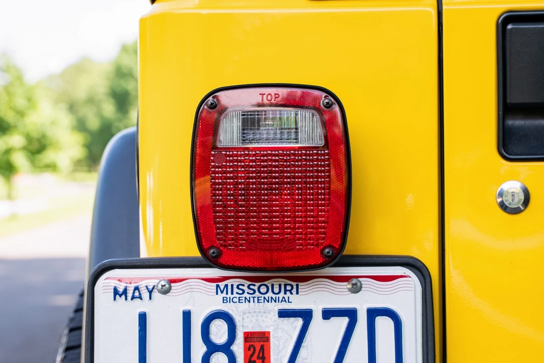 2004 Jeep TJ Wrangler - Image 26 of 31
