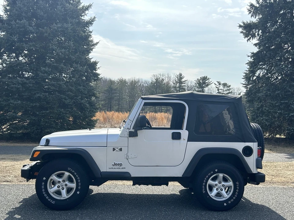 2004 Jeep TJ Wrangler - Image 17 of 31