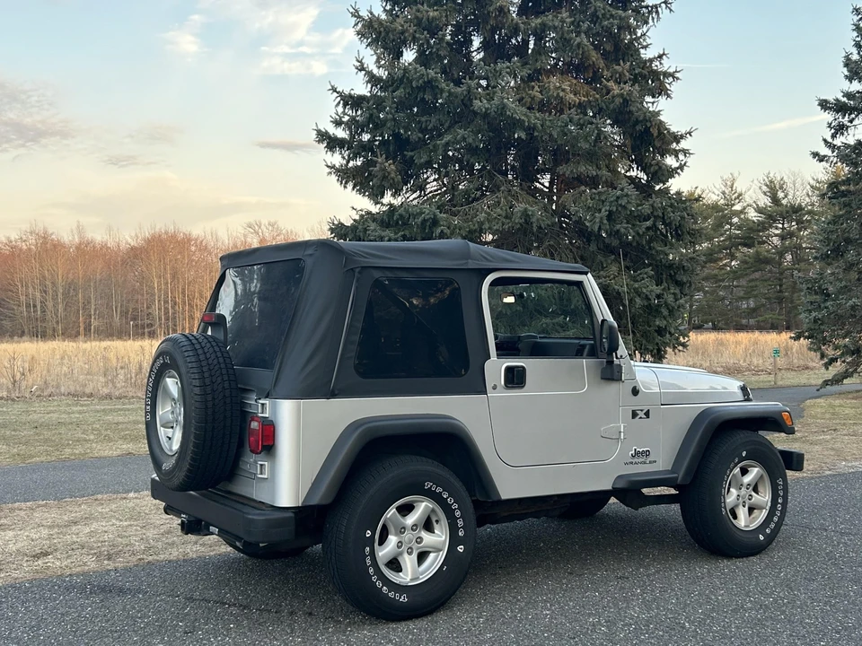 2004 Jeep TJ Wrangler - Image 24 of 31