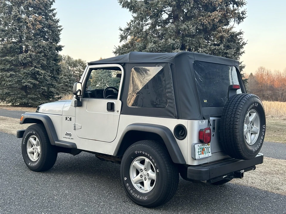 2004 Jeep TJ Wrangler - Image 19 of 31