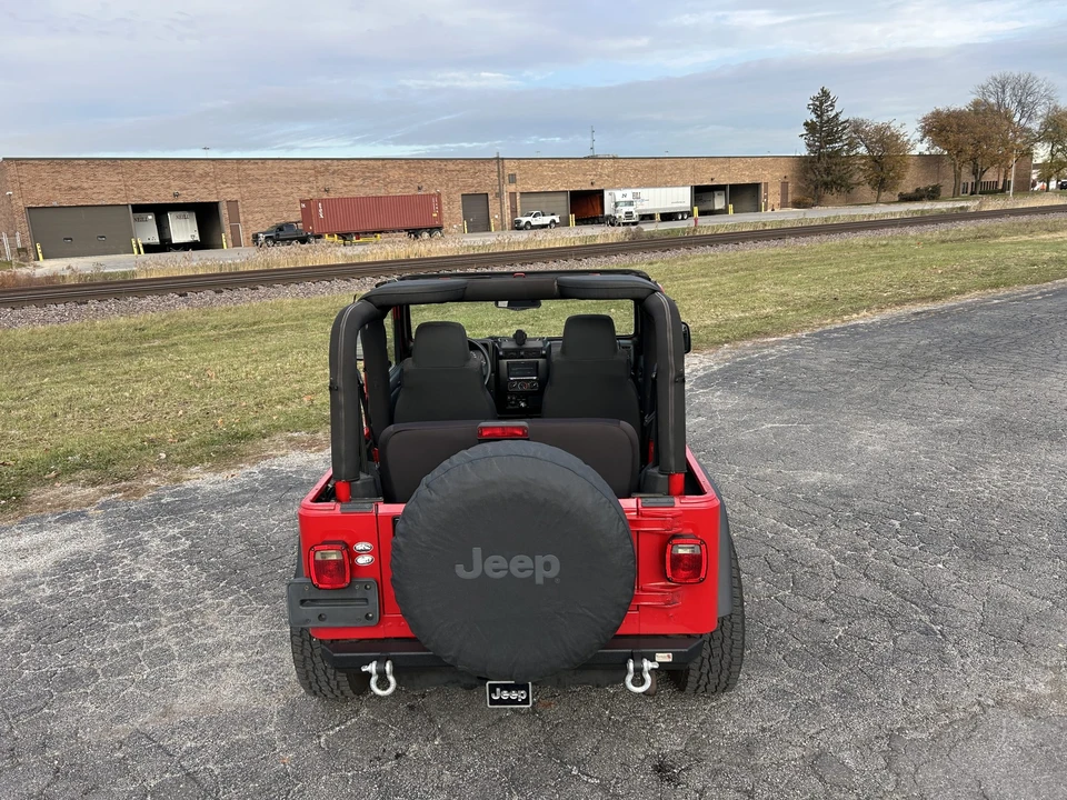2004 Jeep TJ Wrangler - Image 15 of 31