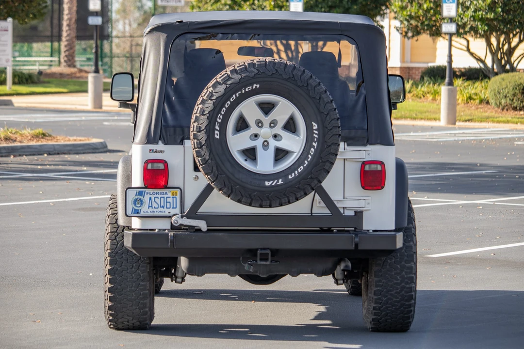 2004 Jeep TJ Wrangler - Image 15 of 31