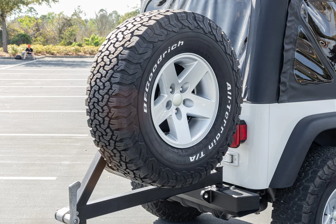 2004 Jeep TJ Wrangler - Image 30 of 31