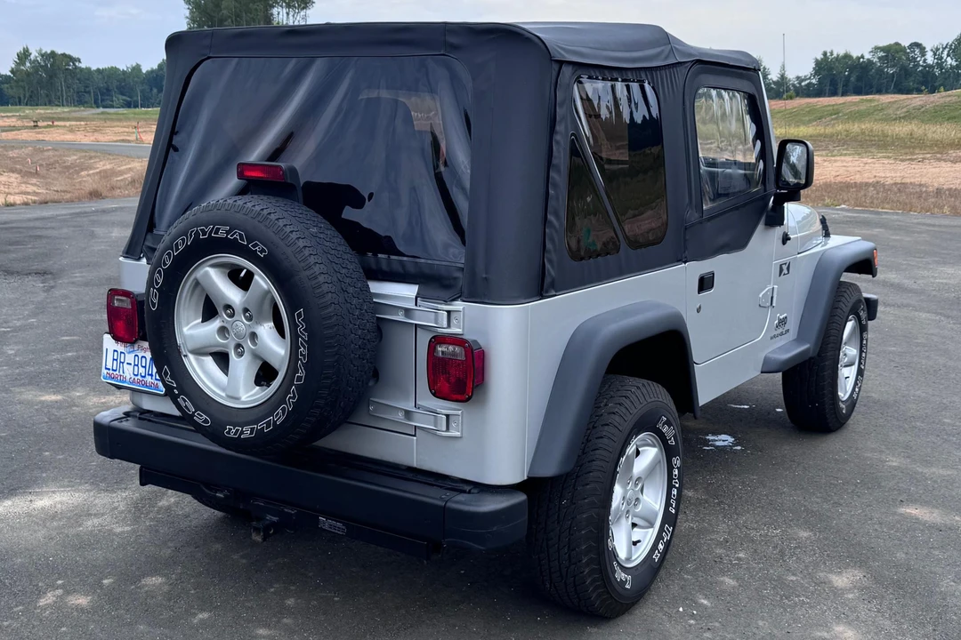 2004 Jeep TJ Wrangler - Image 4 of 31