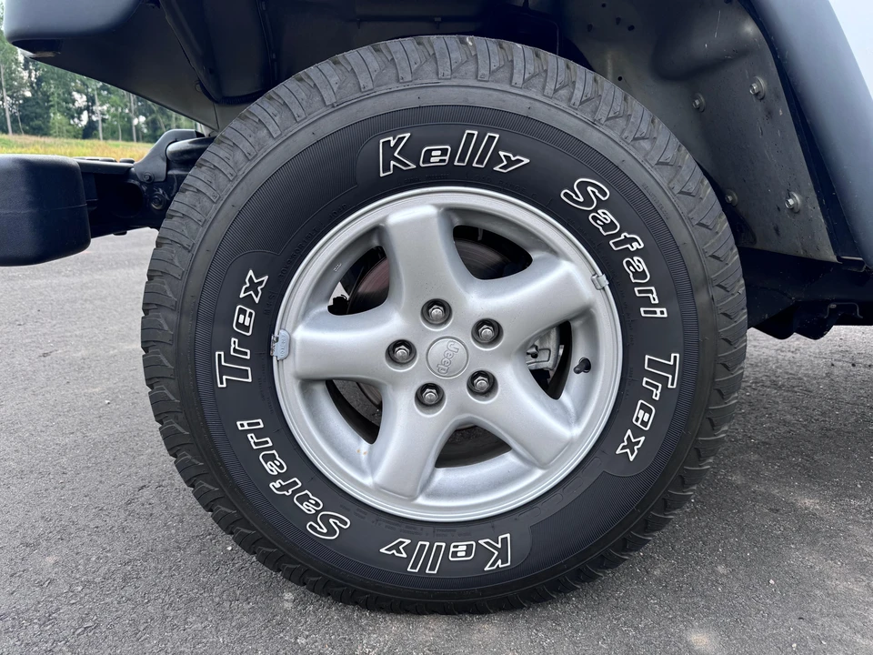 2004 Jeep TJ Wrangler - Image 23 of 31