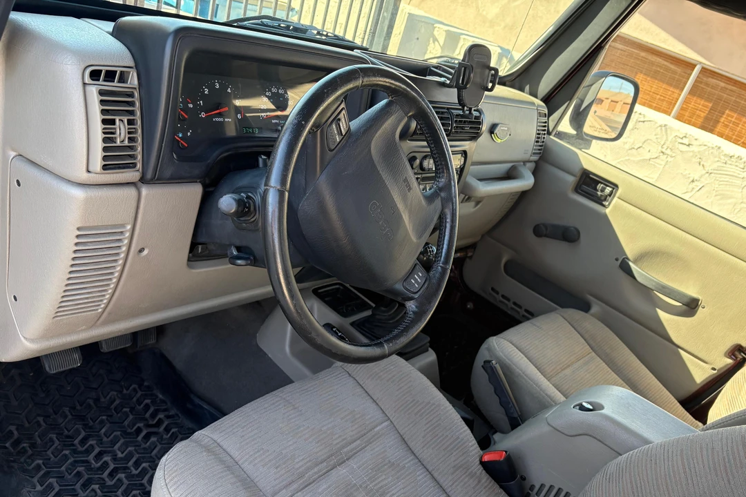 2004 Jeep TJ Wrangler - Image 24 of 31