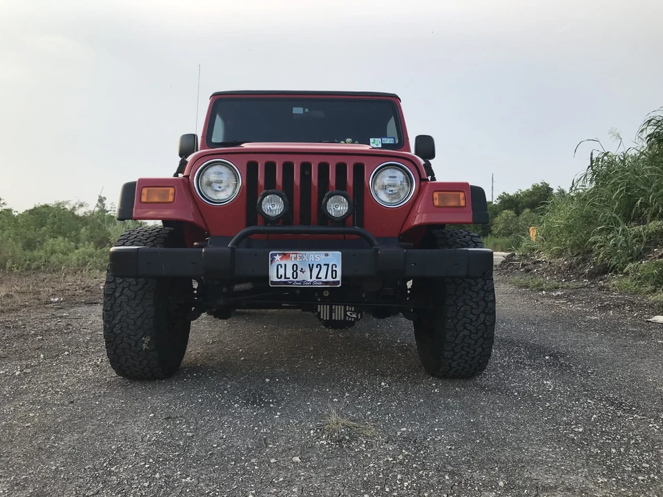 2004 Jeep TJ Wrangler - Image 28 of 31