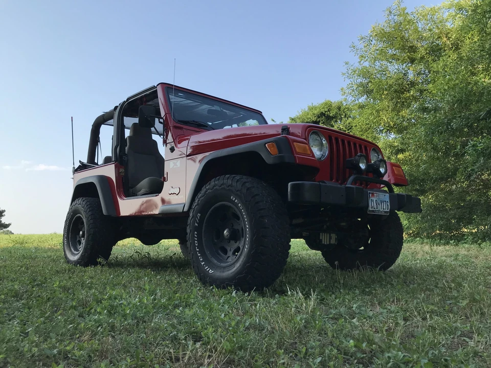 2004 Jeep TJ Wrangler - Image 10 of 31