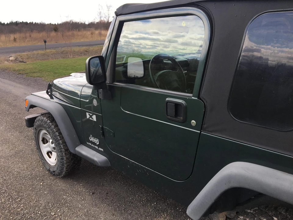 2004 Jeep TJ Wrangler - Image 20 of 31