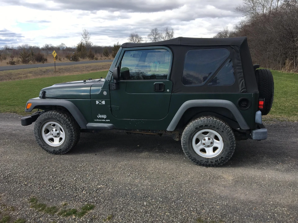 2004 Jeep TJ Wrangler - Image 14 of 31