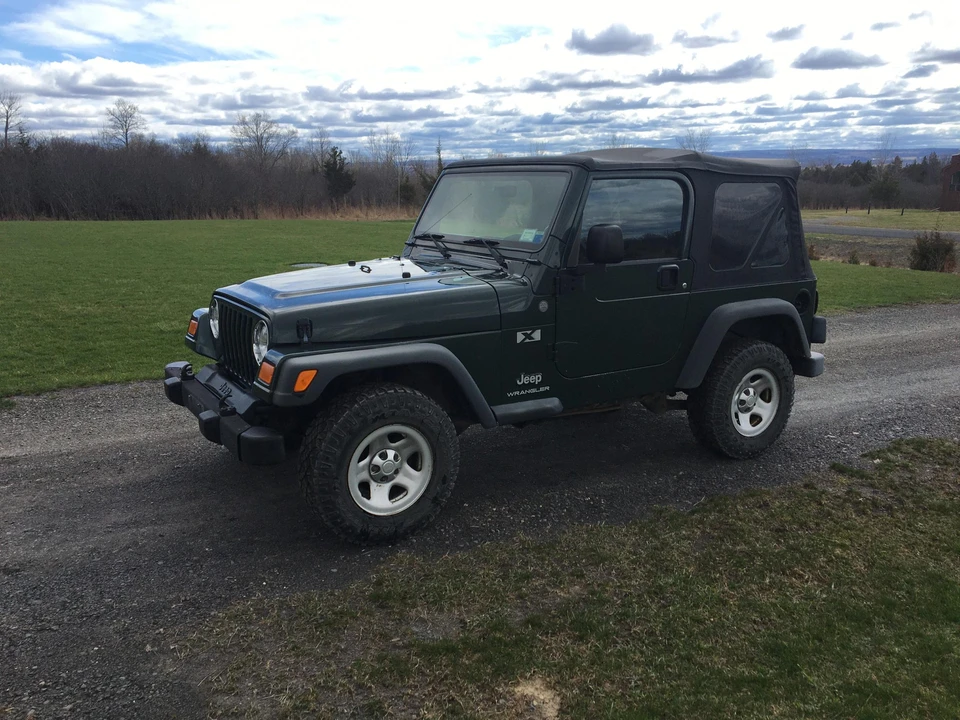 2004 Jeep TJ Wrangler - Image 16 of 31