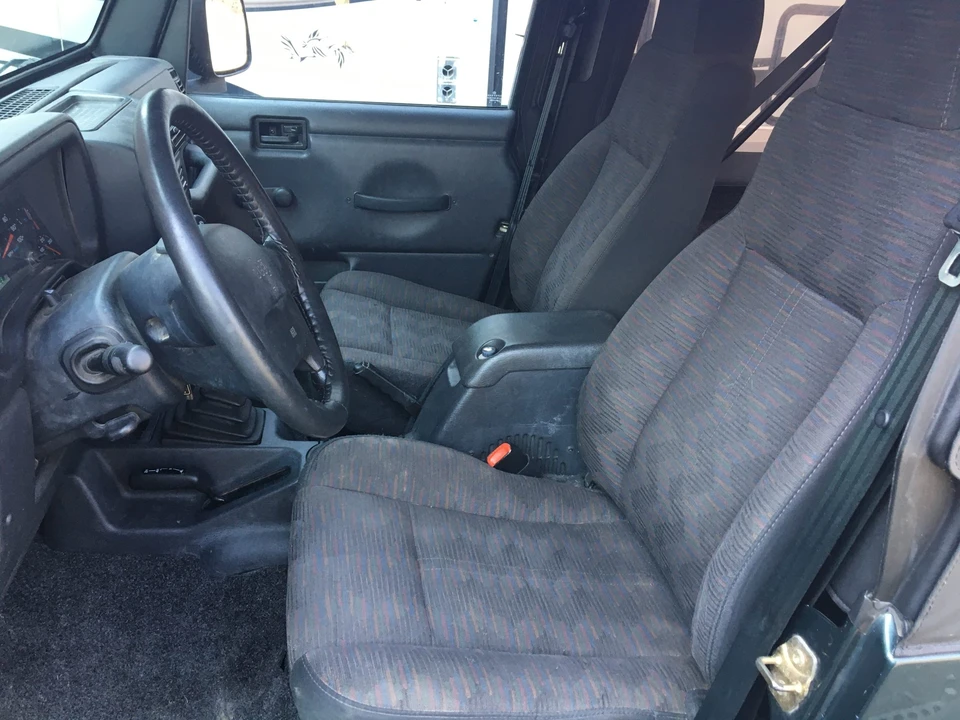 2004 Jeep TJ Wrangler - Image 30 of 31
