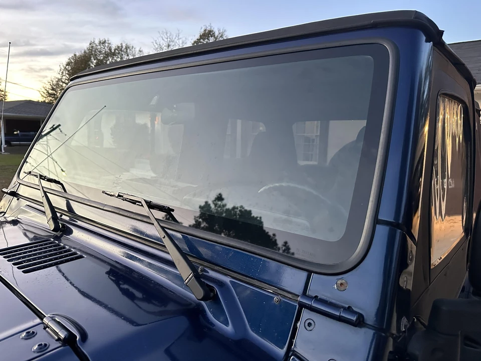 2004 Jeep TJ Wrangler - Image 25 of 31