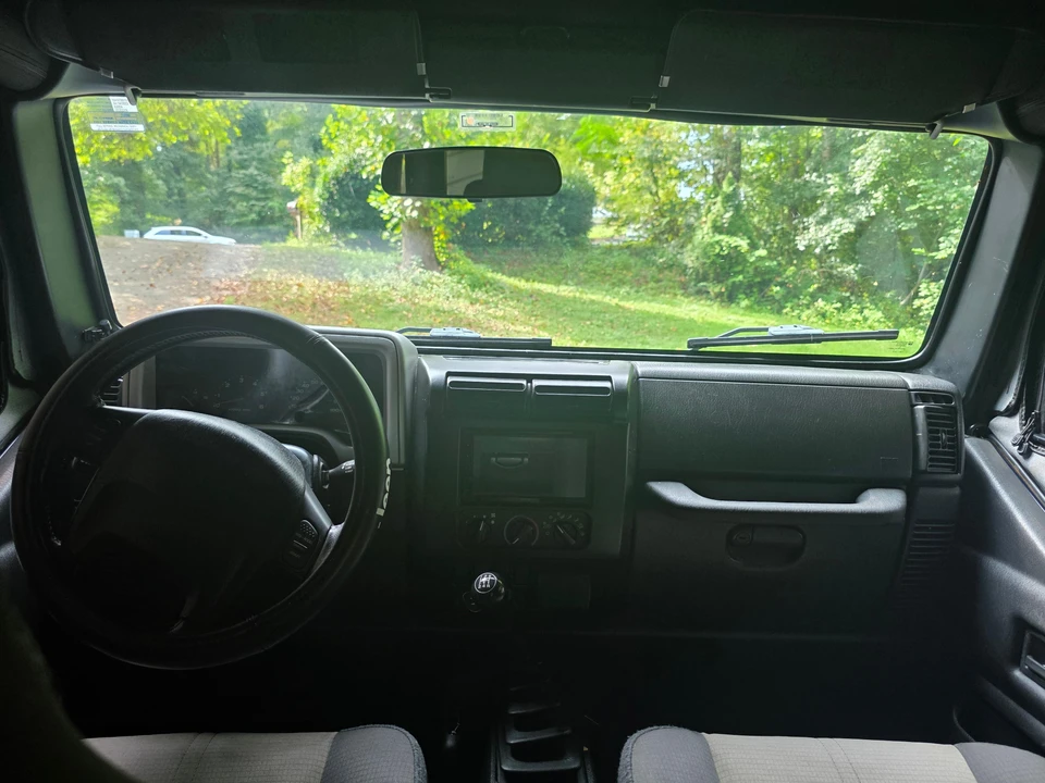 2004 Jeep TJ Wrangler - Image 30 of 31