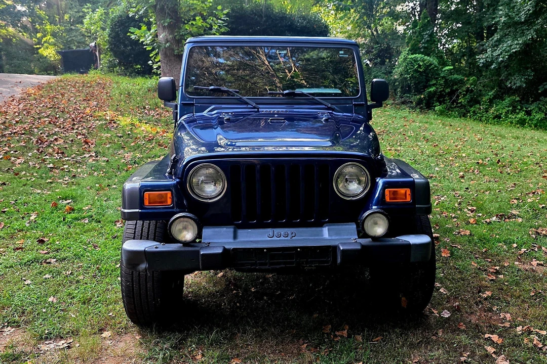 2004 Jeep TJ Wrangler - Image 2 of 31