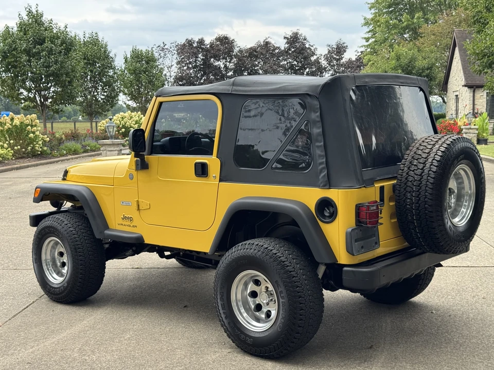 2004 Jeep TJ Wrangler - Image 26 of 31