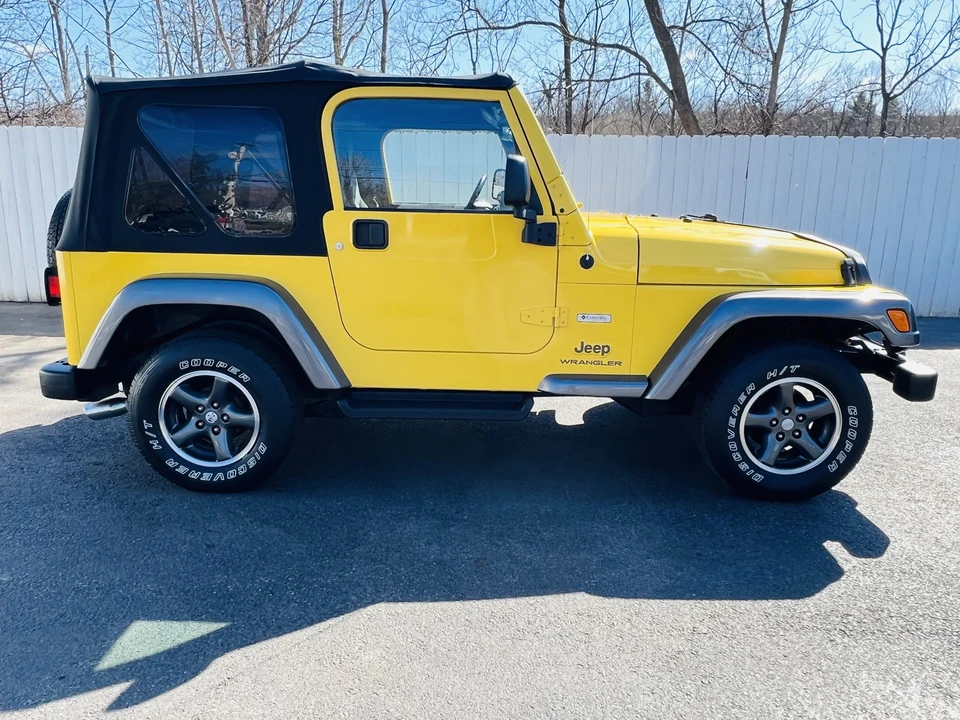 2004 Jeep TJ Wrangler - Image 15 of 31