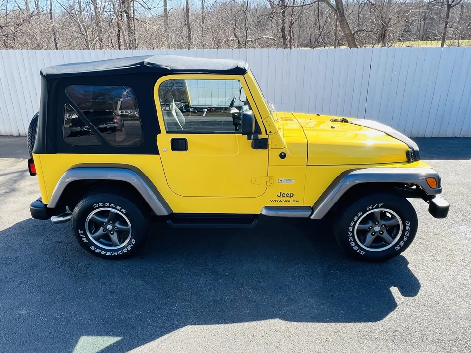 2004 Jeep TJ Wrangler - Image 16 of 31