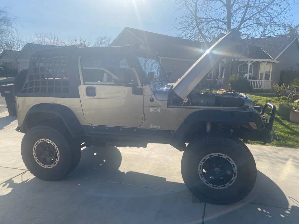 2004 Jeep TJ Wrangler - Image 9 of 13