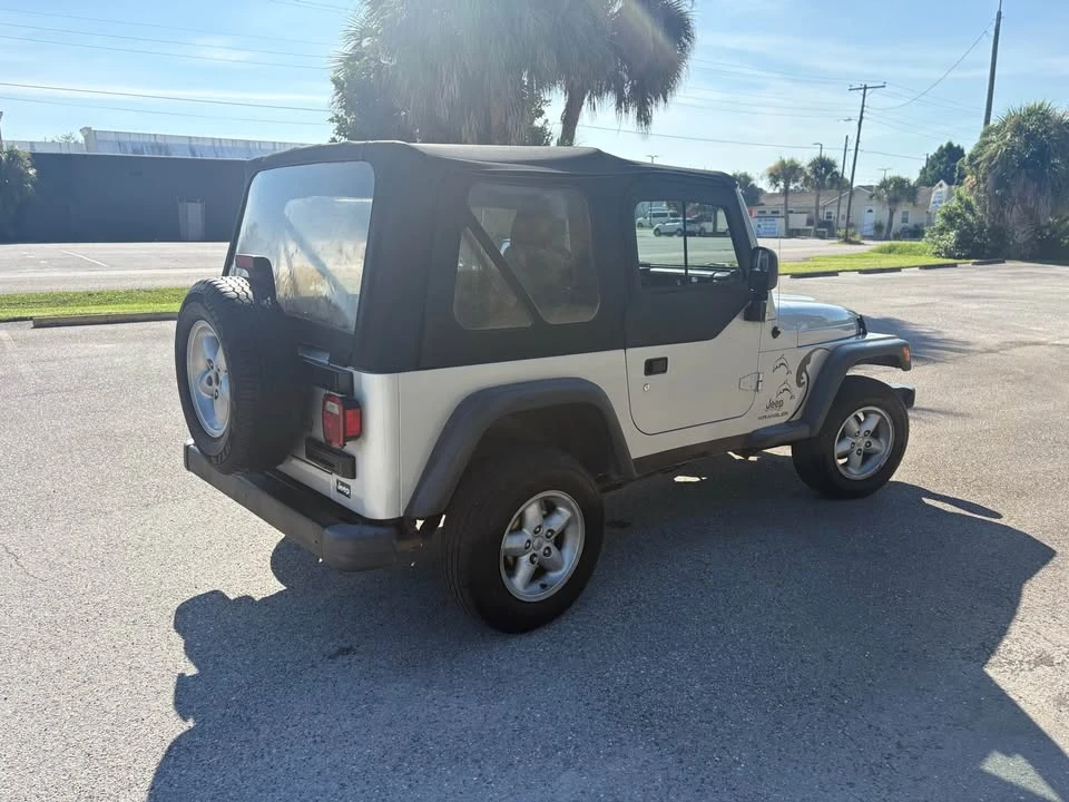 2004 Jeep TJ Wrangler - Image 5 of 13
