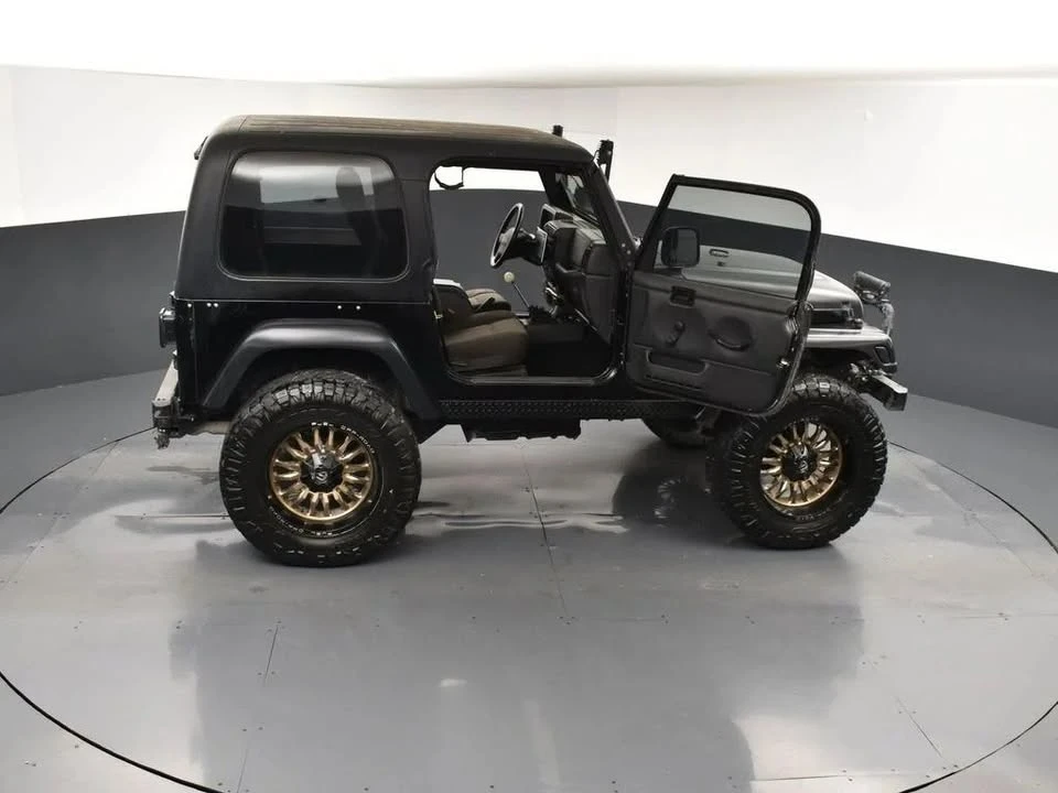 2004 Jeep TJ Wrangler - Image 4 of 11