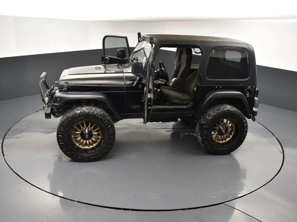 2004 Jeep TJ Wrangler - Image 5 of 11