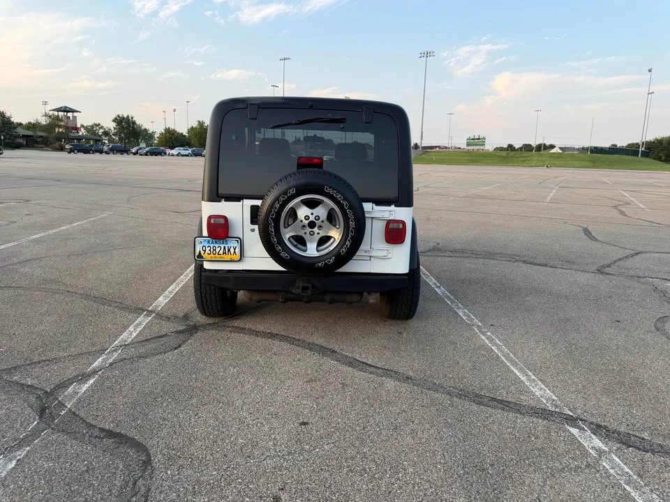 2004 Jeep TJ Wrangler - Image 5 of 13