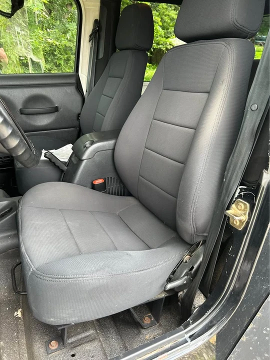 2004 Jeep TJ Wrangler - Image 6 of 6
