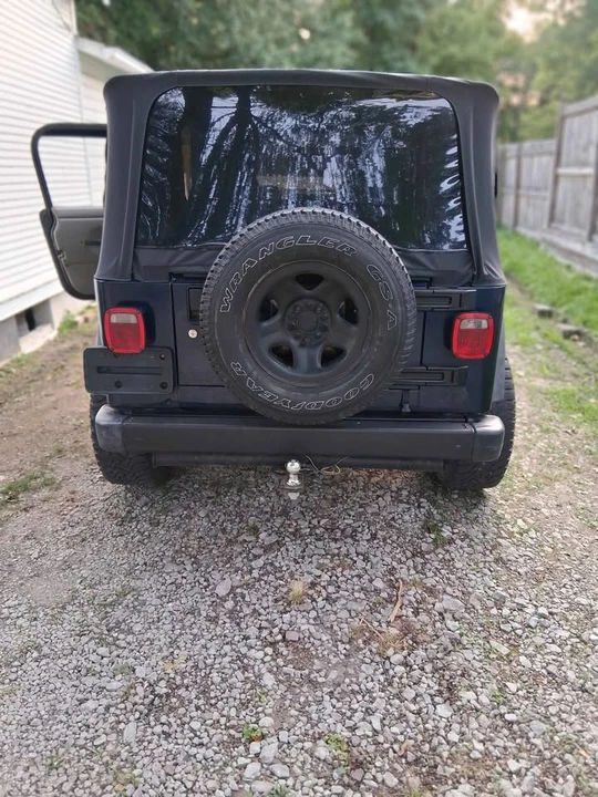 2004 Jeep TJ Wrangler - Image 9 of 9