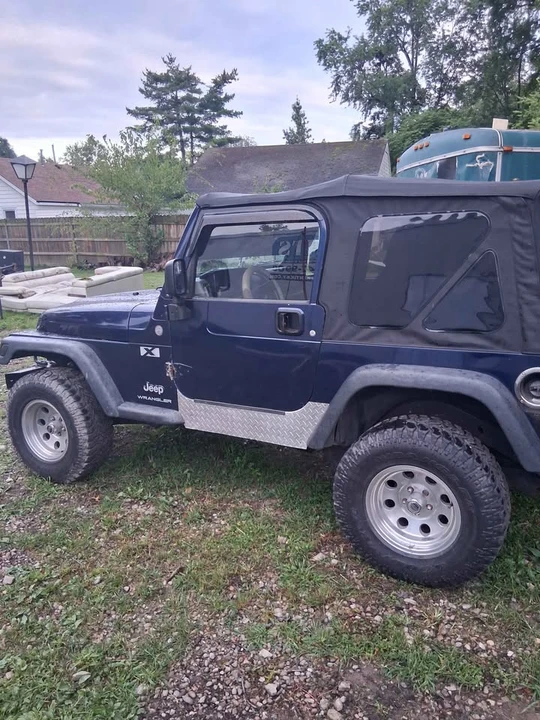 2004 Jeep TJ Wrangler - Image 2 of 9