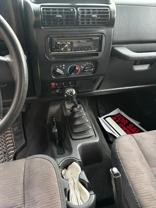 2004 Jeep TJ Wrangler - Image 6 of 10