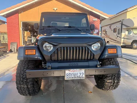 2004 Jeep Wrangler X Sport Utility 2D