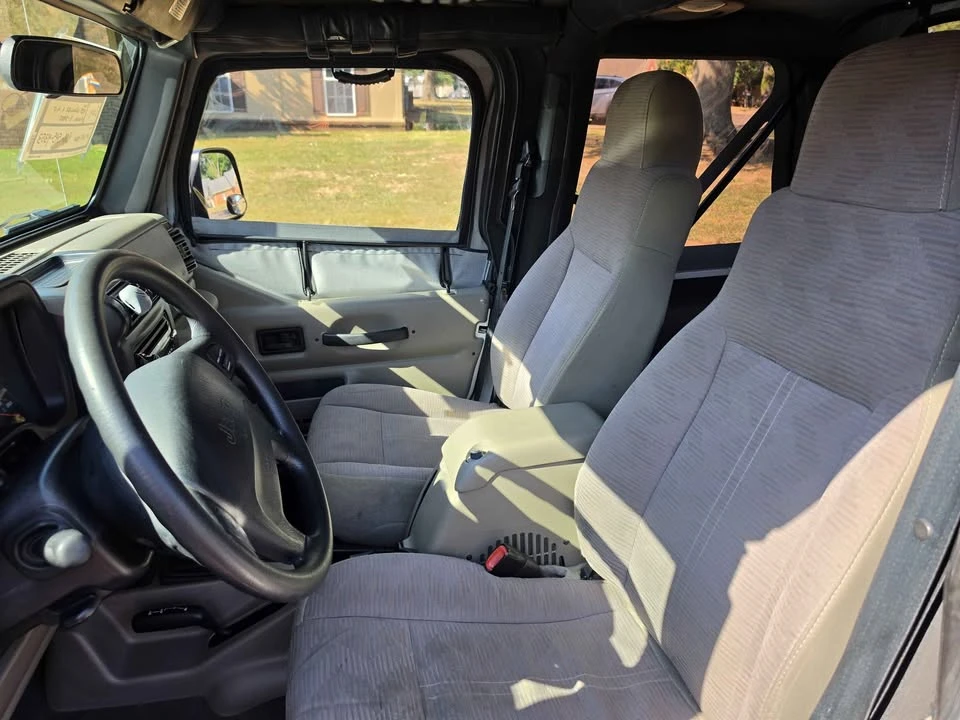 2004 Jeep TJ Wrangler - Image 9 of 17