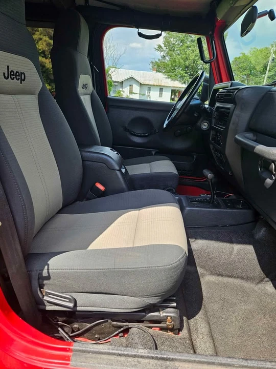 2004 Jeep TJ Wrangler - Image 10 of 19