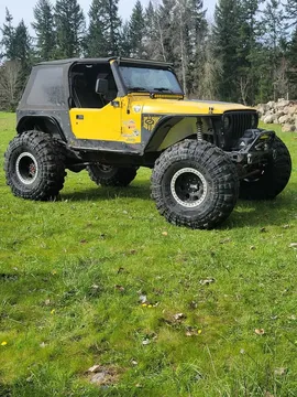 2004 Jeep Wrangler X Sport Utility 2D
