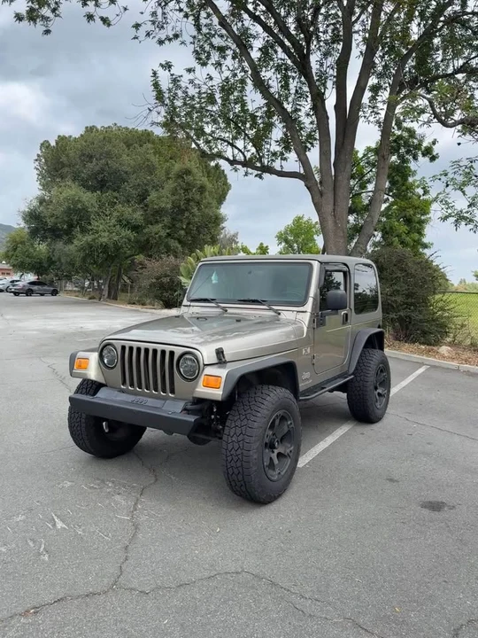2004 Jeep TJ Wrangler - Image 2 of 9