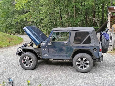 2004 Jeep Wrangler X Sport Utility 2D
