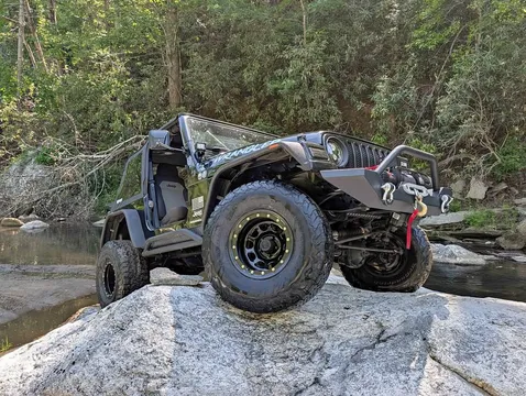 2004 Jeep Wrangler X Sport Utility 2D
