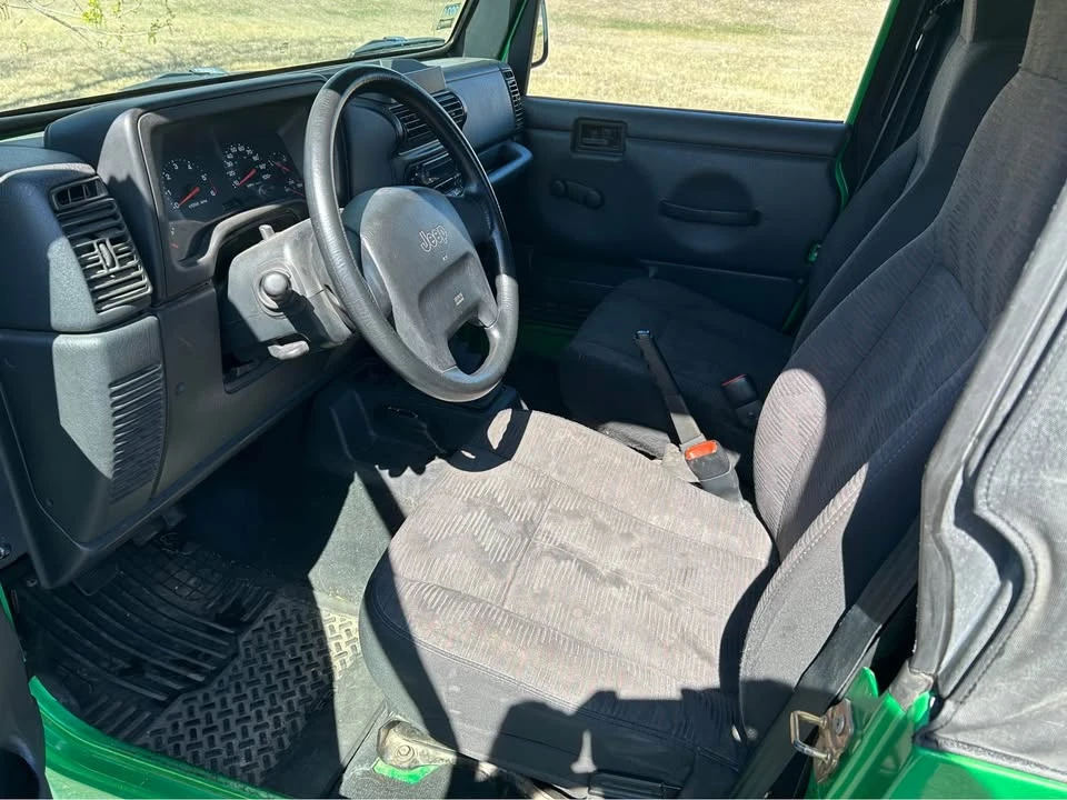 2004 Jeep TJ Wrangler - Image 3 of 4