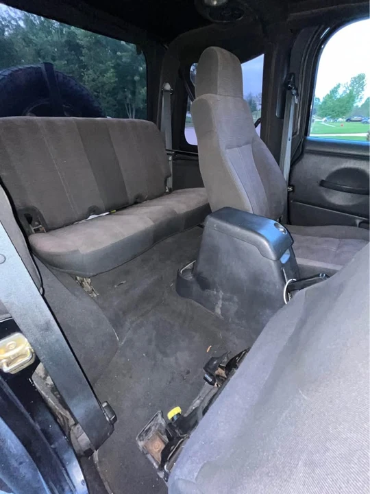 2004 Jeep TJ Wrangler - Image 9 of 10