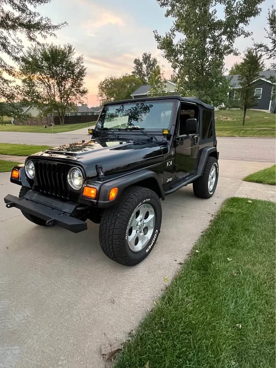 2004 Jeep TJ Wrangler - Image 2 of 10