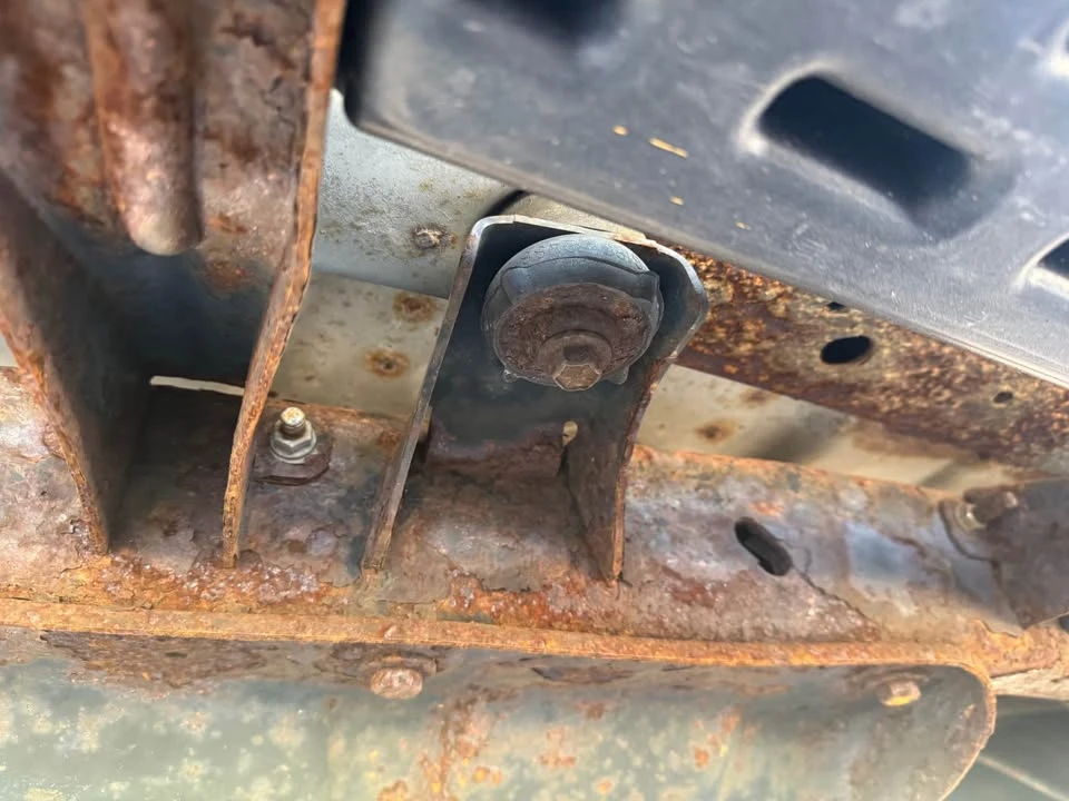 2004 Jeep TJ Wrangler - Image 15 of 17