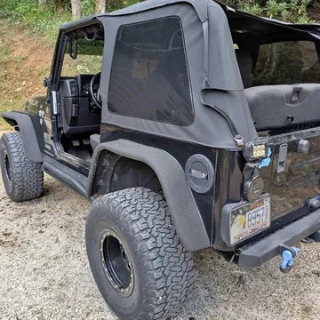 2004 Jeep Wrangler X Sport Utility 2D