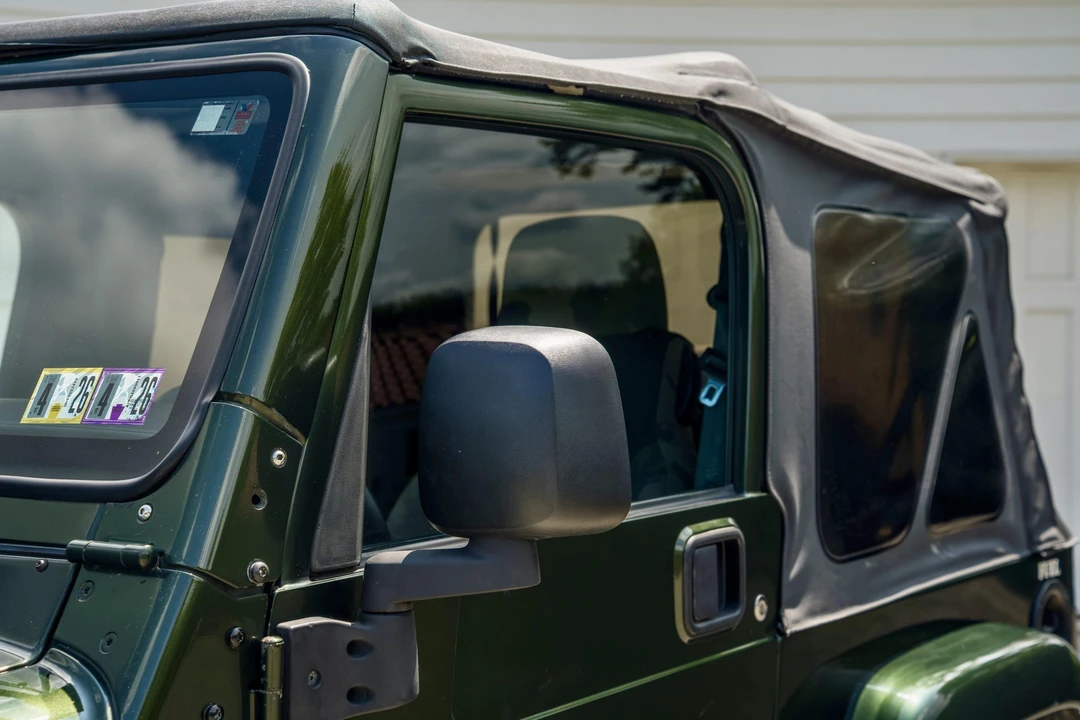 2004 Jeep TJ Wrangler - Image 19 of 31