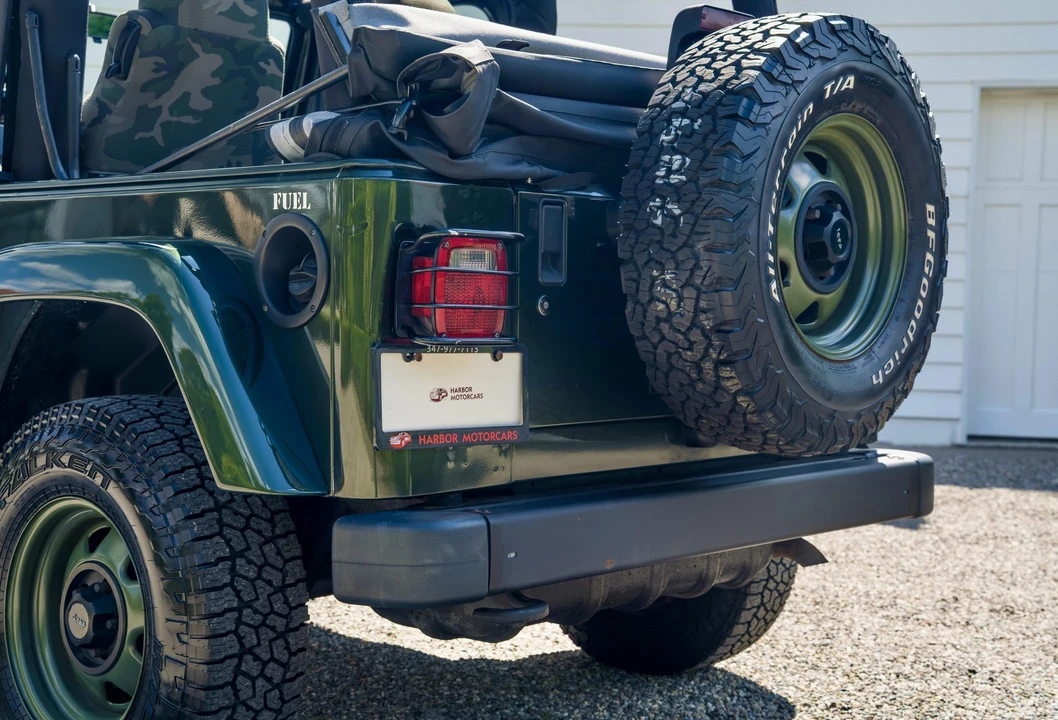 2004 Jeep TJ Wrangler - Image 15 of 31