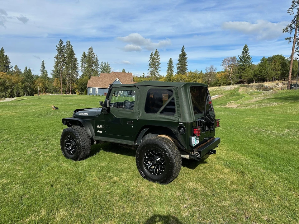 2004 Jeep TJ Wrangler - Image 3 of 31