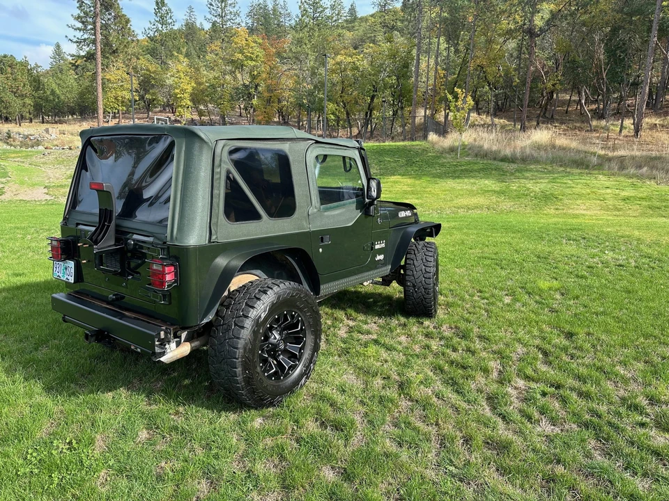 2004 Jeep TJ Wrangler - Image 7 of 31
