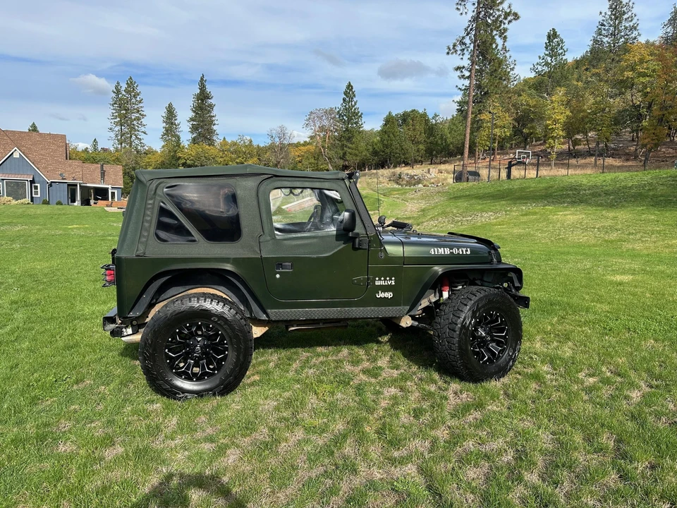 2004 Jeep TJ Wrangler - Image 9 of 31